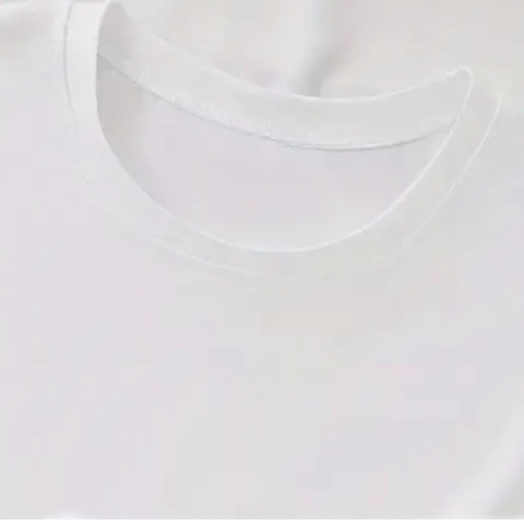 Floral Graphic Print T-shirt Short Sleeve Crew Neck Says “Life’s a Beach” - Picture 3 of 4